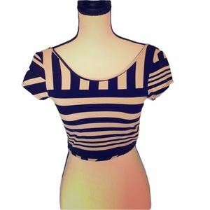 Misope Striped Stretchy Crop Top Short Sleeve Navy and Cream